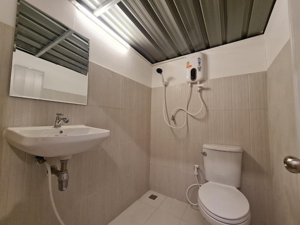 Sb Inn Фетчабури Екстериор снимка