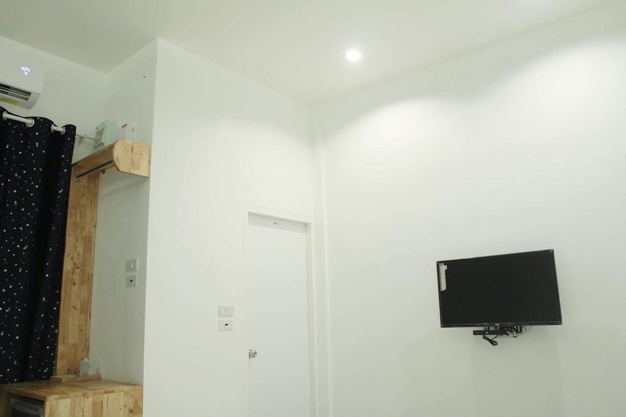 Sb Inn Фетчабури Екстериор снимка